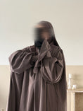 Charger l'image dans la visionneuse de la galerie, Abaya Yaqout Soie de Médine