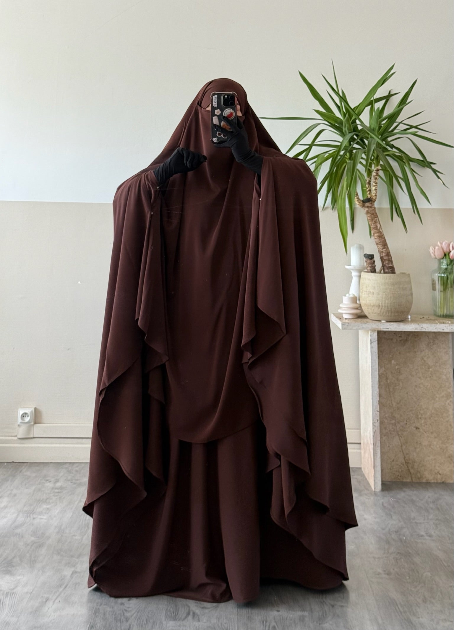 Abaya Maleeka-Seide aus Medina