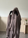 Charger l'image dans la visionneuse de la galerie, Khimar Joumana Soie de Médine
