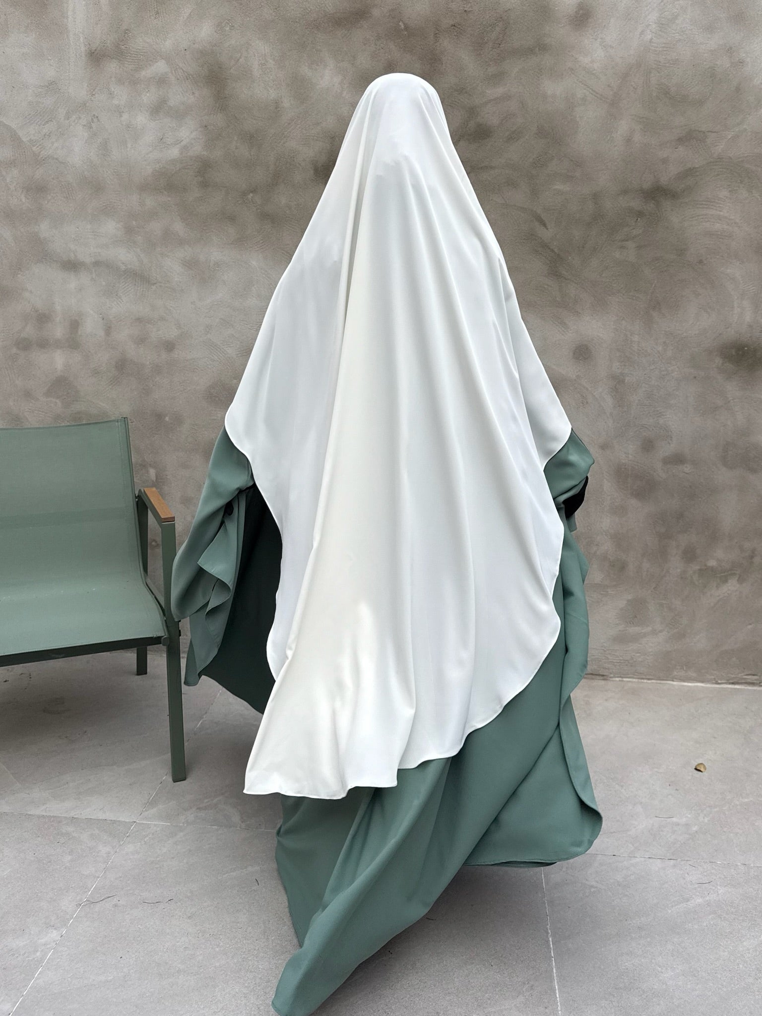 Khimar arrondi Maleeka Court (Soie de médine)