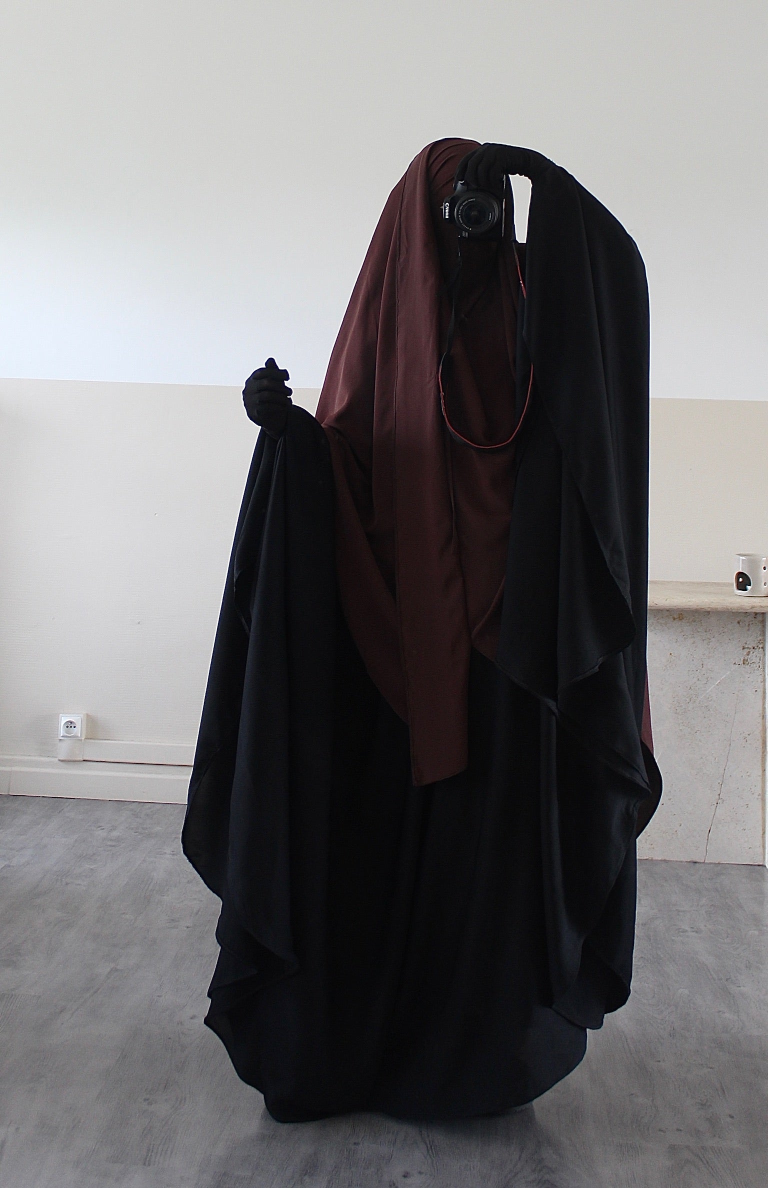 Abaya Maleeka Nidha